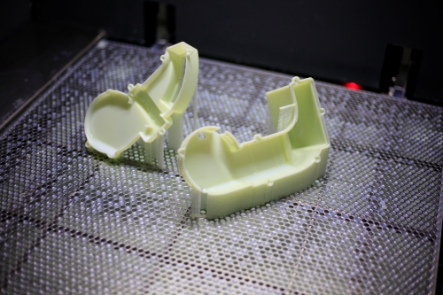 3D printing yellow resin prototype