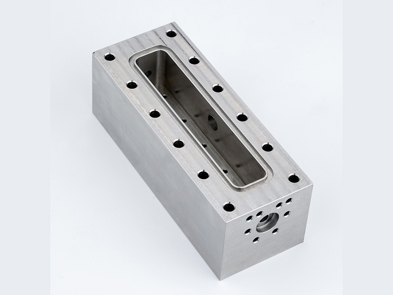 Rapid-prototype-manufacturing-steel-part